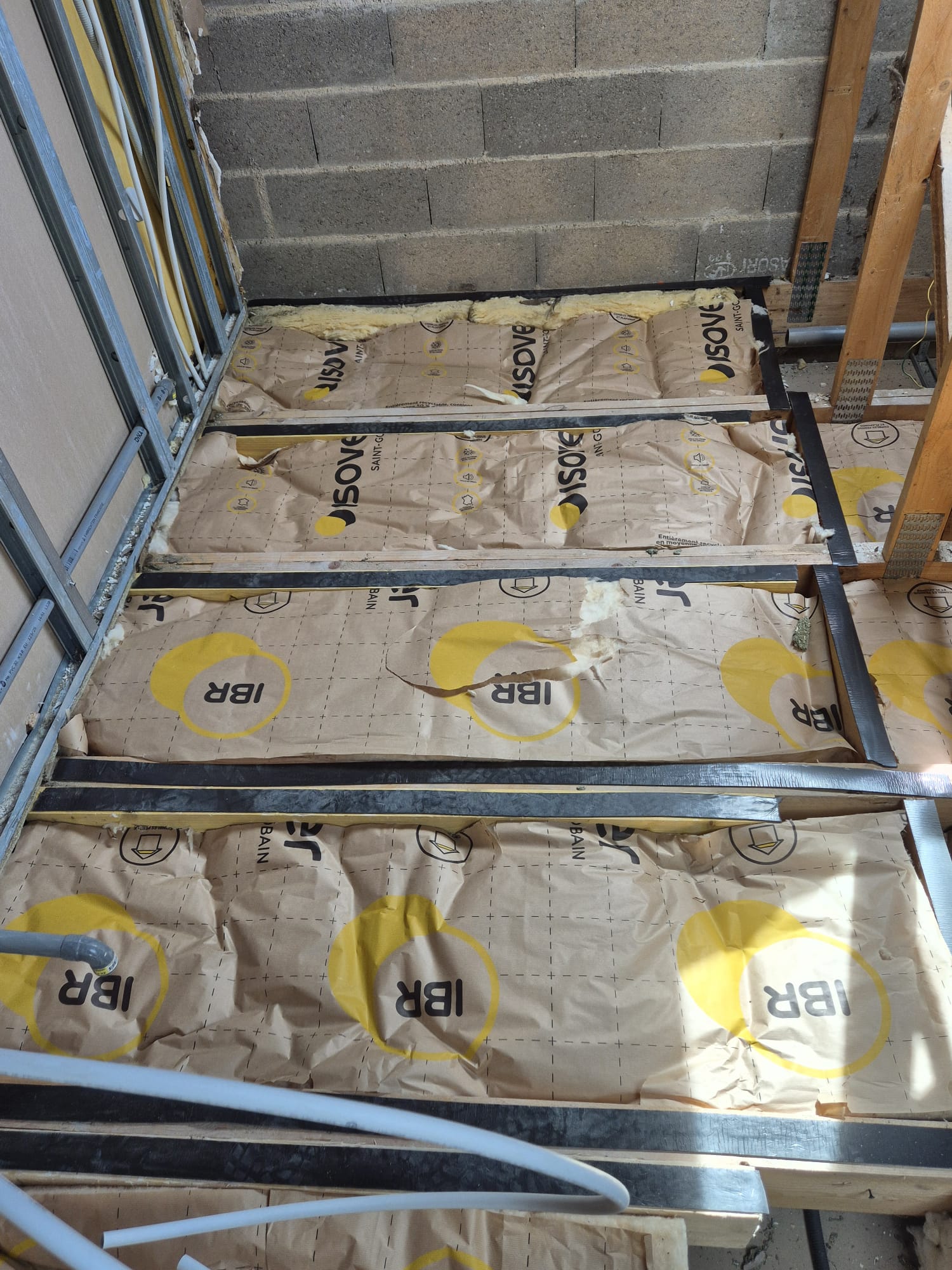 Chantier de rénovation intérieure à Étampes